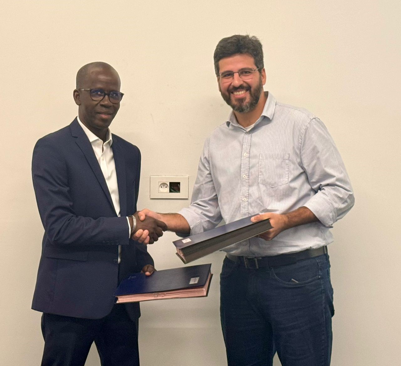 ELTON et MODEC signent un accord pour l'avitaillement en carburant du FPSO Léopold Sédar Senghor